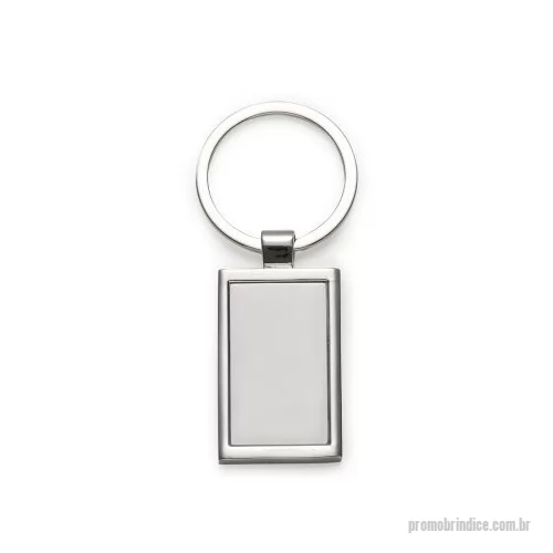 Chaveiro metálico personalizado - Chaveiro de metal retangular com chapa central, verso liso.  Medidas aproximadas para gravação: (CxL): 3,6 cm x 2,1 cm Tamanho: (CxL): 8 cm x 3,4 cm