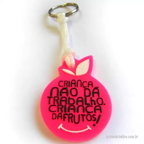 Chaveiro personalizado - Chaveiro Emborrachado Gravação em Alto relevo com a logo do cliente.  Desenvolvimento de formato e marca específica. Acabamento em cordão de nylon e argola (ou em corrente metálica e argola). Faça seu orçamento.