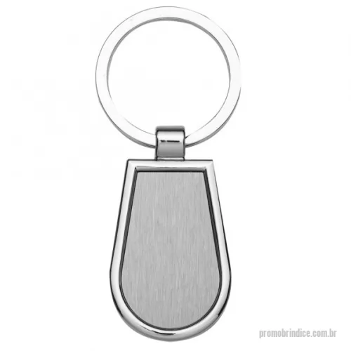 Chaveiro personalizado - Chaveiro de metal formato gota com chapa central, verso liso.  Medidas aproximadas para gravação (CxL):  3,7 cm x 2 cm  Tamanho total aproximado  (CxL):  7,8 cm x 3,3 cm  Peso aproximado (g):  25