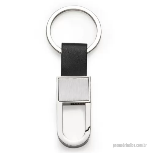 Chaveiro personalizado - Chaveiro metal mosquetão(sem trava) com alça de couro sintético. Possui chapa frontal quadrada em inox e verso brilhante.  Medidas aproximadas para gravação (CxL):  1,9 cm x 1,8 cm  Tamanho total aproximado  (CxL):  9,2 cm x 3,4 cm  Peso aproximado (g):  26