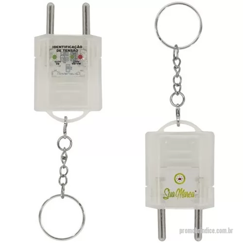 Chaveiro personalizado - Chaveiros personalizados com formato de tomada, confeccionados em plástico PP ( Polipropileno ) transparente e correntinha com argola de metal. Possui identificador de tensão 