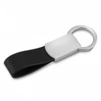 Chaveiro de metal fosco com alça em couro sintético preto + caixa com berço aveludado