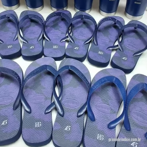 Chinelo personalizado - Personalize seus passos, marque sua história! Nossas Havaianas personalizadas recebem estampas exclusivas  na sola, perfeitas para casamentos, eventos corporativos ou para expressar seu estilo. Conforto, qualidade e personalização em um só produto!