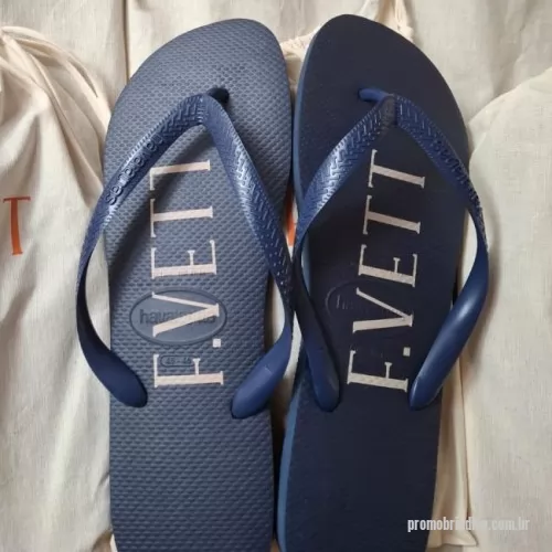 Chinelo personalizado - Personalize seus passos, marque sua história! Nossas Havaianas personalizadas recebem estampas exclusivas  na sola, perfeitas para casamentos, eventos corporativos ou para expressar seu estilo. Conforto, qualidade e personalização em um só produto!