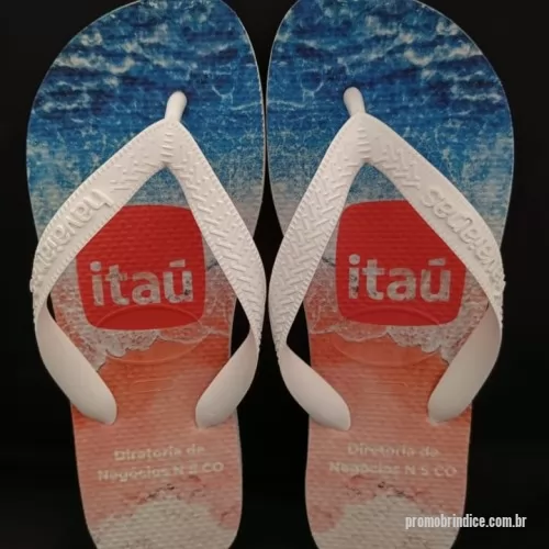 Chinelo personalizado - Personalize seus passos, marque sua história! Nossas Havaianas personalizadas recebem estampas exclusivas  na sola, perfeitas para casamentos, eventos corporativos ou para expressar seu estilo. Conforto, qualidade e personalização em um só produto! Etiquetas emborrachadas nas correias são cobradas a parte.