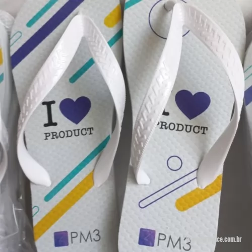 Chinelo personalizado - Chinelos personalizados com estampa exclusiva na sola, unindo conforto, estilo e originalidade. Perfeitos para presentes, eventos, brindes e para quem deseja um produto único.