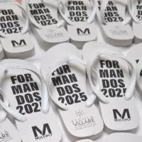 Personalize seus passos, marque sua história! Nossas Havaianas personalizadas recebem estampas exclusivas  na sola, perfeitas para casamentos, eventos corporativos ou para expressar seu estilo. Conforto, qualidade e personalização em um só produto!