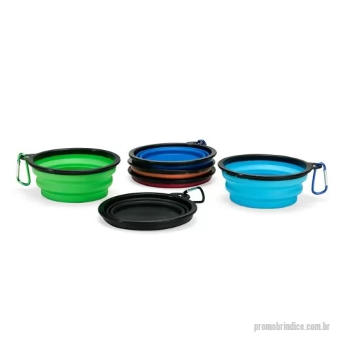 Comedouro para animais personalizado - Tigela retrátil para pets feita em silicone com borda plástica equipada com encaixe para mosquetão e capacidade de até 350ml. Acompanha mosquetão metálico para facilitar o transporte.
