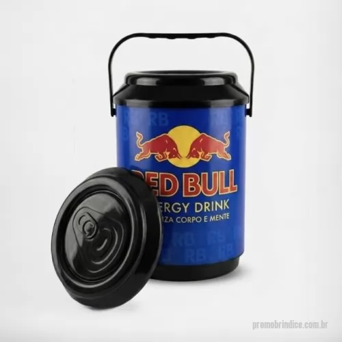 Cooler personalizado - Cooler Térmico 10 Latas personalizado, perfeito para brindes corporativos, campanhas promocionais e eventos. Com maior capacidade e ampla área para personalização, mantém as bebidas geladas por mais tempo e garante destaque para a sua marca em diversos momentos do dia a dia. 