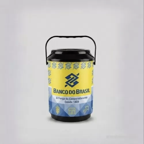 Cooler personalizado - Cooler Térmico 10 Latas personalizado, perfeito para brindes corporativos, campanhas promocionais e eventos. Com maior capacidade e ampla área para personalização, mantém as bebidas geladas por mais tempo e garante destaque para a sua marca em diversos momentos do dia a dia. 