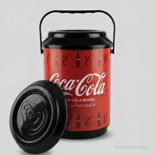 Cooler personalizado - Cooler Térmico 10 Latas personalizado, perfeito para brindes corporativos, campanhas promocionais e eventos. Com maior capacidade e ampla área para personalização, mantém as bebidas geladas por mais tempo e garante destaque para a sua marca em diversos momentos do dia a dia. 