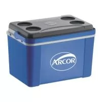 Caixa Térmica 12L fabricada com matéria prima pura virgem e atóxica. Laudo de pureza e toxidade podem ser fornecidos. Com isolamento em EPS placas de 13mm e 12mm. Disponível em várias cores. Gravação da logomarca em 1 cor já incluso.