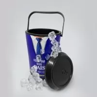 Cooler Térmico 8 Latas ideal para campanhas de Dia dos Pais, unindo praticidade, utilidade e valorização da sua marca. Compacto e fácil de transportar, mantém bebidas geladas por mais tempo e oferece uma excelente área para personalização. Perfeito para presentear clientes, colaboradores e parceiros, criando uma lembrança útil e duradoura em uma data especial.