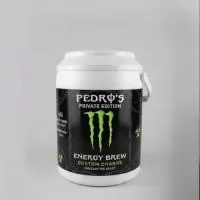 Cooler Térmico Personalizado para 16 Latas, com capacidade de 12 litros e ampla área para personalização. Ideal para brindes, eventos e ações promocionais, mantém as bebidas geladas por mais tempo e garante destaque para sua marca. Resistente e espaçoso, possui dimensões de 378 mm de altura x 265 mm de diâmetro e peso aproximado de 1,640 kg. 