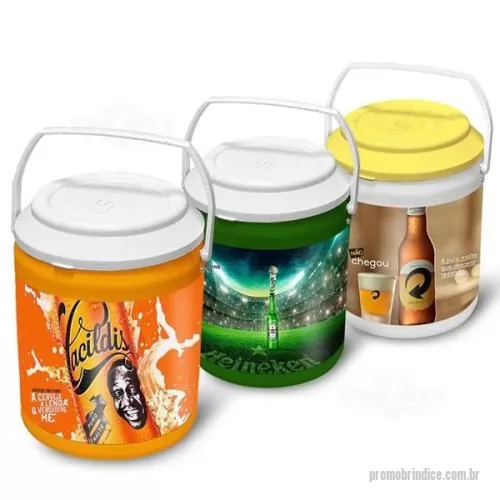 Cooler térmico personalizado - Cooler Térmico em PP com parede dupla e isolamento interno com chapa de isopor, em formato lata de cerveja com capacidade para 16 latas ou 12 litros, tamanho aproximado 35,5 x 33,1 cm.