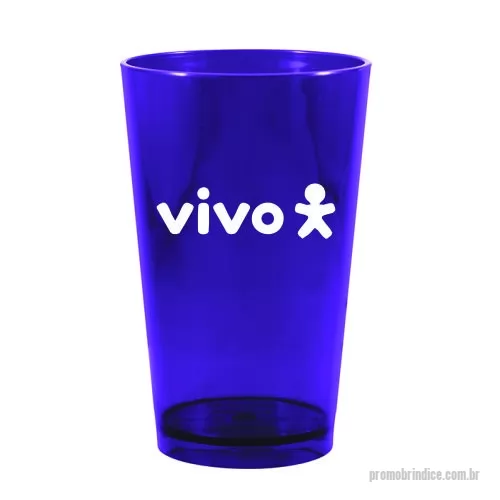 Copo Acrílico personalizado - Copo Cancun CRISTAL com capacidade para 320ml. Design moderno e acabamento impecável, o Copo Cancun é feito em Plástico Premium (PS), atóxico, com parede de 2mm de espessura que garante um produto robusto de alta qualidade, transparência impecável e cores vibrantes.