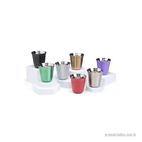 Copo de alumínio personalizado - A pausa do cafezinho merece o copo certo! Compacto, resistente e com parede dupla, o copo de inox de 150 ml mantém a bebida numa temperatura agradável por mais tempo. Perfeito para aquele café que aquece a alma, um chá para relaxar ou até um gole ref
