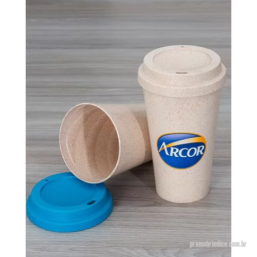 Copo ecológico personalizado - Brinde útil, de baixo custo o copo ecológico para brindes possui capacidade de 550 ml e tampa. Produto fabricado com fibra de arroz, material ecológico e reciclável. Brinde certo para promover e divulgar sua marca em ações de sustentabilidade