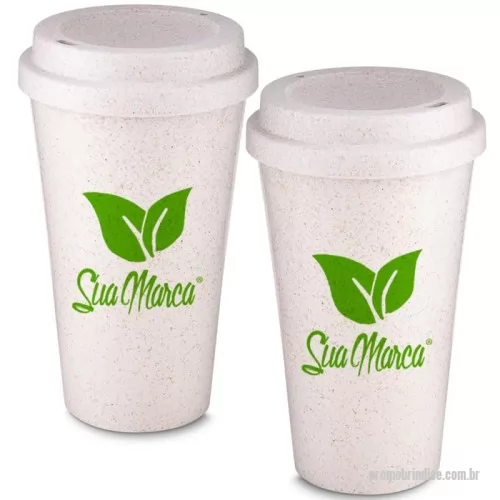 Copo ecológico personalizado - Desfrute de suas bebidas favoritas com consciência ambiental! Nosso Copo Ecológico personalizado de 550ml é feito de fibra de arroz sustentável, uma alternativa ecológica e biodegradável. Leve, resistente e reutilizável, ele acompanha tampa de bocal, ideal para o seu dia a dia.