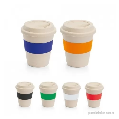 Copo ecológico personalizado - Copo de viagem em fibra de bambu (60%) e PP (40%) com tampa e capacidade até 380 mL. Tira em silicone para facilitar o transporte de bebidas quentes. Certificação EU Food Grade.