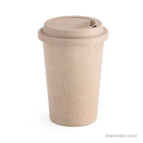 Copo ecológico personalizado - Copo de viagem em fibra de bambu (60%) e PP (40%) com tampa e capacidade até 450 mL. Certificação EU Food Grade. ø93 x 134 mm  Caixa exterior (m): 0,380X0,380X0,240 Peso da caixa (Kg.): 4.800 Peso do Produto (g.): 1 Caixa Exterior (Un.): 50 NCMS: 4823.61.00 Packing individual: Cup em polybag Packing após gravação: Polybag Certificados: Food Safety Composição do produto: Componentes entregues em separado País de origem: China