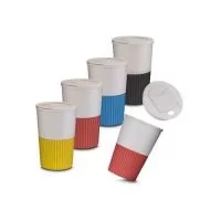 Copo plástico com parede dupla, produzido com fibra de trigo e plástico, com capacidade de 400ml e tampa rosqueável. Dimensão Produto:12,7xø8,8cm Peso do Produto: 0,81kg