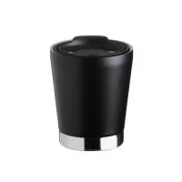 Copo inox 304 parede dupla com capacidade de 300ml, possui tampa plástica de encaixe com acesso ao bocal e área para canudo (não acompanha).