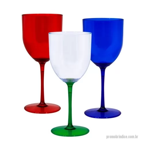 Copo personalizado - Com capacidade de 400 ml a taça de vinho personalizada é a escolhe certa para seu evento. Brinde útil, de baixo custo, colorido ela possui ótimo acabamento e conta com bom espaço para imprimir a logomarca de empresas e parceiros comerciais