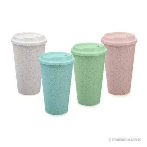 Copo personalizado - Copo fibra de arroz com capacidade de 550ml. Feito em polipropileno atóxico, o copo possui tampa rosqueável com bocal.
