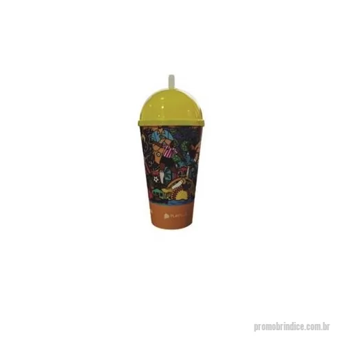 Copo personalizado - Copo 550 com tampa e canudo personalizado - Fantastic Brindes Material: Plástico PP. Capacidade: 550 ml. Medidas: 9,2 cm de diâmetro boca , 6,2 cm de diâmetro base e 22 cm de altura. Peso: 85 gramas. Embalado em saco plástico individual. Opção para p