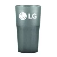 Capacidade para 360ml. Design moderno e acabamento impecável, o Copo Roma é feito em plástico atóxico e altamente resistente. Pode ser levado ao microondas e máquina de lavar louça. 