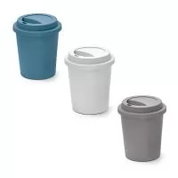 Copo de viagem com tampa e corpo em PP. Capacidade até 350 mL. Certificação EU Food Grade. Ø90 x 104 mm