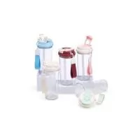 Copo para saborear as bebidas mais deliciosas e especiais! Resistente e versátil, ele possui capacidade para 600ml e uma tampa com duas opções de uso: bico flip com canudo interno e tampa protetora e outro com acesso diretamente ao bocal, com tampa d