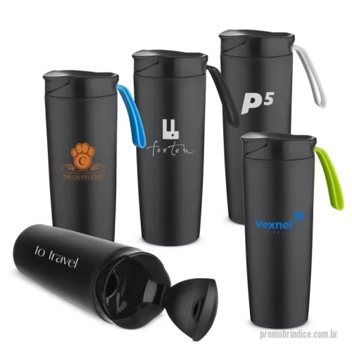 Copo Plástico personalizado - Copo antiqueda de plástico com 500ml com tampa e alça, plástico utilizado PP (polipropileno). Na parte inferior do copo existe uma ventosa que por sucção previnem possíveis quedas causadas por batidas, choques e colisões. 