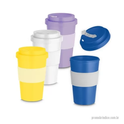 Copo Plástico personalizado - Copo plástico produzido em Plástico RPET, com capacidade de 400ml, tampa rosqueável e detalhe em silicone.