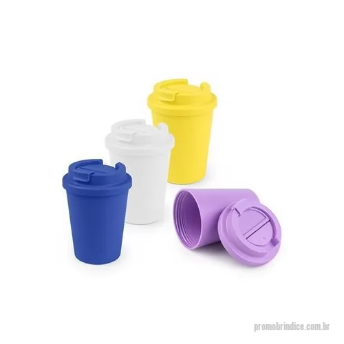 Copo Plástico personalizado - Copo plástico produzido em Plástico RPET, com capacidade de 400ml, tampa rosqueável. Dimensão Produto: 12,8 x ø8,5 cm Peso do Produto: 0,152kg