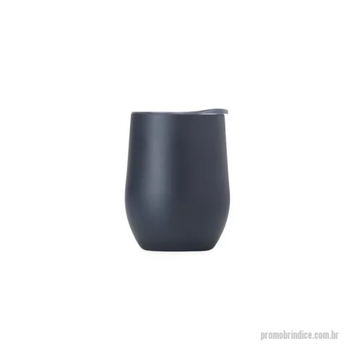 Copo térmico personalizado - Copo térmico de 300?ml em inox com parede dupla e isolamento a vácuo, perfeito para manter suas bebidas quentes ou frias por mais tempo. Seu acabamento polido oferece visual elegante, e o design compacto facilita o transporte e armazenamento. Ideal para uso diário em casa, escritório ou em viagens.  Capacidade: 300?ml  Altura: 10,5?cm  Diâmetro externo: 8,5?cm  Diâmetro do fundo: 6?cm  Diâmetro do bocal: 7,7?cm  Circunferência: 28,7?cm  Área para gravação: 5?cm x 4?cm  Peso aproximado: 170?g