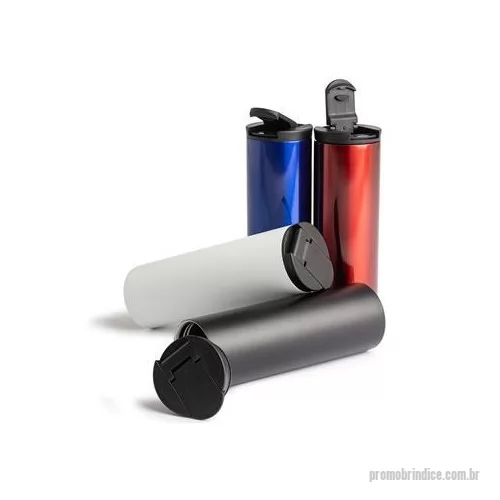 Copo térmico personalizado - Copo térmico de inox, com capacidade para 500ml. Contém base de EVA antiderrapante, tampa plástica com bocal e trava de segurança. Altura : 21,6 cm Largura : 6,8 cm Circunferência : 21,7 cm Peso aproximado g : 250