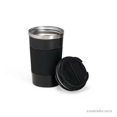 Copo térmico personalizado - 	Copo térmico em inox 304 com pintura eletrostática, base antiderrapante e capacidade máxima de 350ml. Possui estrutura de parede dupla e vedação a vácuo, permitindo a conservação da temperatura de líquidos por mais tempo. Conta ainda com tampa rosqueável em plástico com trava protetora no bocal e luva removível em silicone.