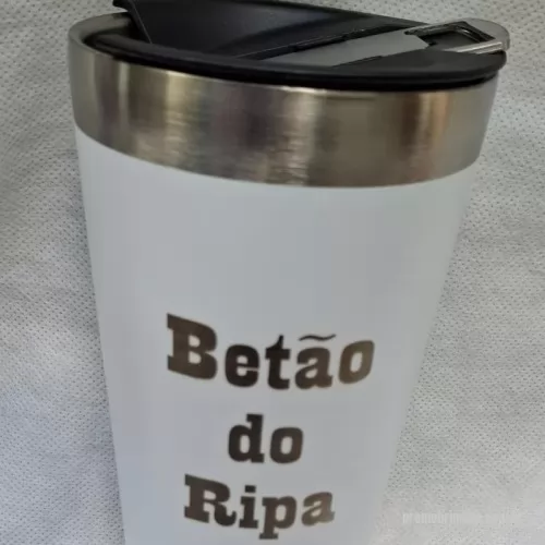 Copo térmico personalizado - Copo Stanley personalizado com gravação exclusiva e acabamento de alta qualidade. Perfeito para presentes, brindes corporativos e uso diário. 