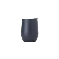 Copo térmico de 300?ml em inox com parede dupla e isolamento a vácuo, perfeito para manter suas bebidas quentes ou frias por mais tempo. Seu acabamento polido oferece visual elegante, e o design compacto facilita o transporte e armazenamento. Ideal para uso diário em casa, escritório ou em viagens.  Capacidade: 300?ml  Altura: 10,5?cm  Diâmetro externo: 8,5?cm  Diâmetro do fundo: 6?cm  Diâmetro do bocal: 7,7?cm  Circunferência: 28,7?cm  Área para gravação: 5?cm x 4?cm  Peso aproximado: 170?g