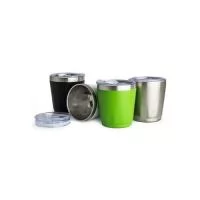 Bebida gelada do início ao fim, sem complicação! Com capacidade de 200 ml, nosso copo térmico em inox foi projetado para proporcionar uma experiência refrescante e saborosa a cada gole. A parte interna preserva o frescor da bebida, enquanto a tampa c