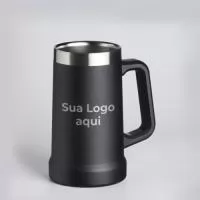Copo Térmico Personalizado 710ml com Alça tipo Caneca, desenvolvido para quem busca praticidade, conforto e estilo. Com excelente capacidade térmica e ampla área para personalização em serigrafia, é uma ótima opção para brindes corporativos, eventos e campanhas promocionais, valorizando sua marca em todos os momentos. 
