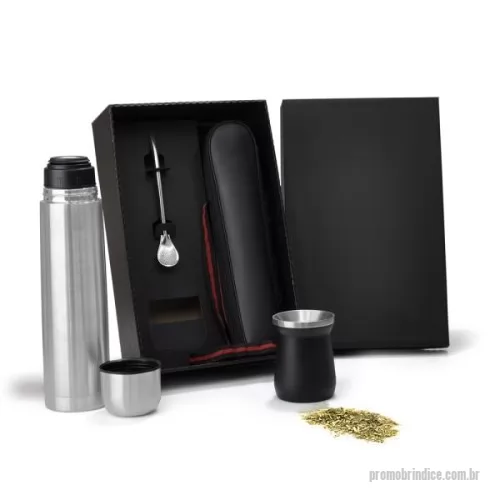 Cuia para chimarrão personalizada - Kit Para Chimarrão 3 Pçs Personalizada Dimensões do Produto Cuia: 10,3x8,2cm / Garrafa térmica: 1L Uma gravação a Laser na cuia, na bomba e na garrafa; silk na tampa da caixa. Embalagem Caixa Preta 380x336x104 mm (AxLxP)