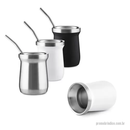 Cuia para chimarrão personalizada - Cuia térmica em inox com capacidade para até 250ml. Possui estrutura de parede dupla, que permite conservar a temperatura de líquidos por mais tempo sem transferir a sensação de frio ou calor para a parede externa. Acompanha canudo bomba em inox.