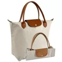 Ecobag Personalizada e Promocional. Fabricamos em várias cores, medidas, materiais e personalizações para você utilizar nas campanhas, feiras e congresso. Confira! Desde 1991 no seguimento de Bolsas Personalizadas. Enviamos para todo o Brasil