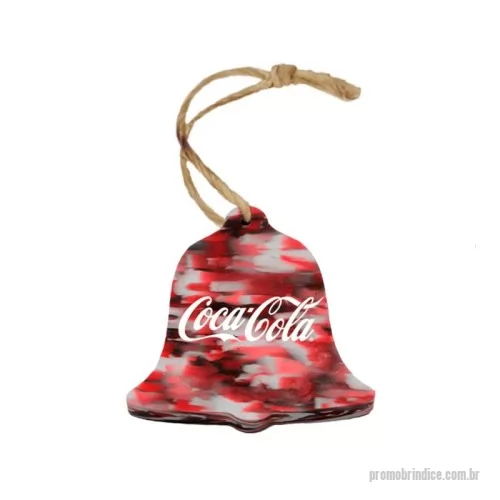 Enfeite de Natal personalizado - Green Plasticaria, fabricado 100% com plástico reciclado, produto inovador e eco sustentável, medindo6,8x6,5cm, a escolha ideal para o meio ambiente e para adequação às estratégias corporativas de ESG.