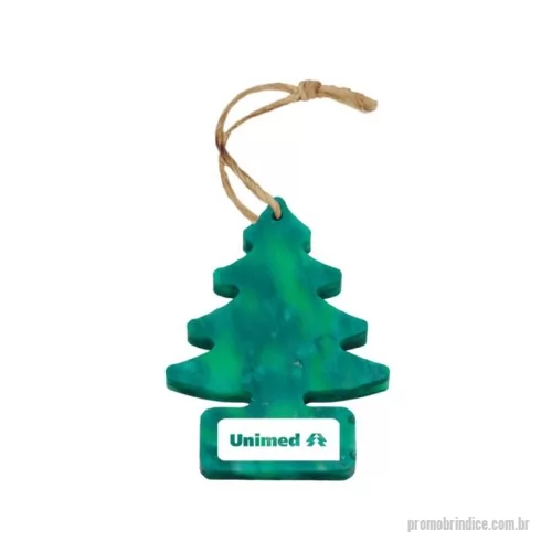 Enfeite de Natal personalizado - Green Plasticaria, fabricado 100% com plástico reciclado, produto inovador e eco sustentável, medindo5,6x8,0cm, a escolha ideal para o meio ambiente e para adequação às estratégias corporativas de ESG.