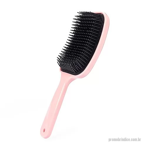 Escova de cabelo personalizada - Escova raquete feita inteiramente em plástico com cerdas flexíveis dispostas em alturas diferentes, ideal para todos os comprimentos e curvaturas de cabelos, especialmente os mais longos e volumosos.