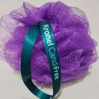 Esponja de nylon em formato de flor.